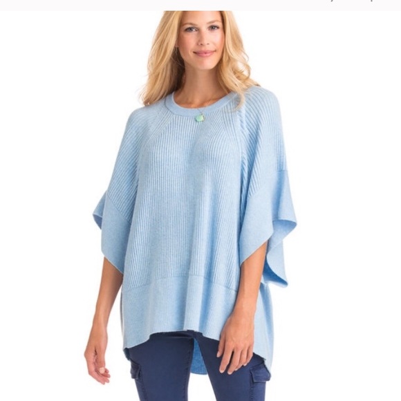 Vineyard Vines Sweaters - Vineyard Vines poncho size M/L